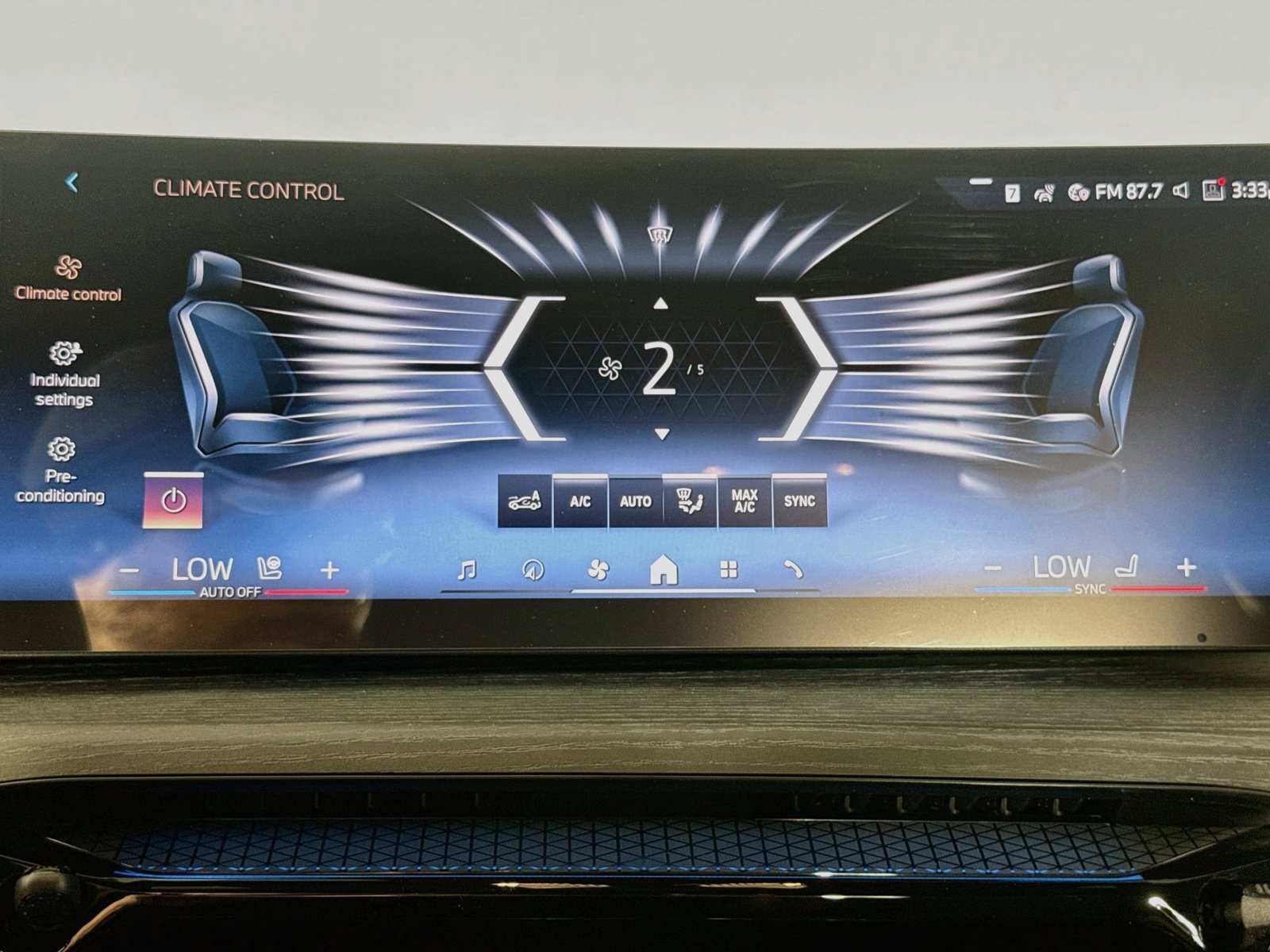 New 2026 BMW i4 xDrive40i w/ M Sport Package AWD/4WD image 16