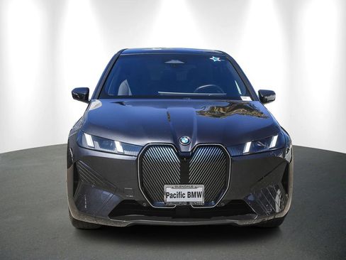 Certified 2026 BMW iX xDrive45 w/ Premium Package AWD/4WD image 2