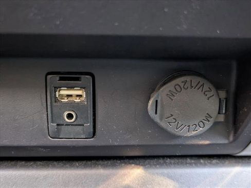 Used 2016 Toyota Tundra SR5 image 10