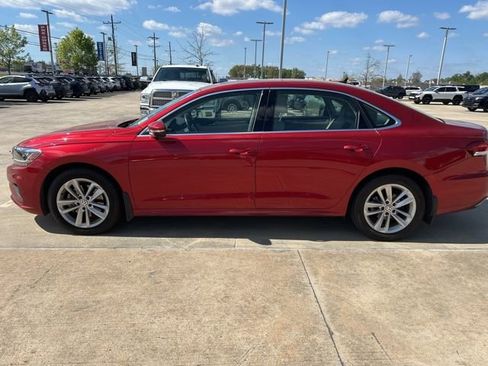 Used 2020 Volkswagen Passat 2.0T SE w/ Sunroof Package image 4