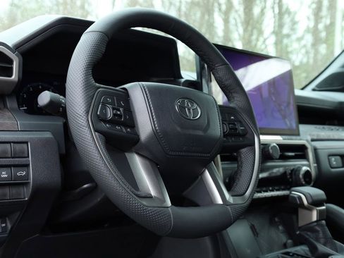 New 2026 Toyota Tacoma Limited image 7