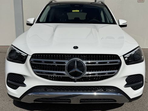 Used 2025 Mercedes-Benz GLE 350 4MATIC image 2