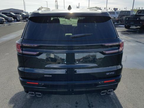 New 2026 GMC Acadia Denali Ultimate w/ LPO, Floor Liner Package image 12