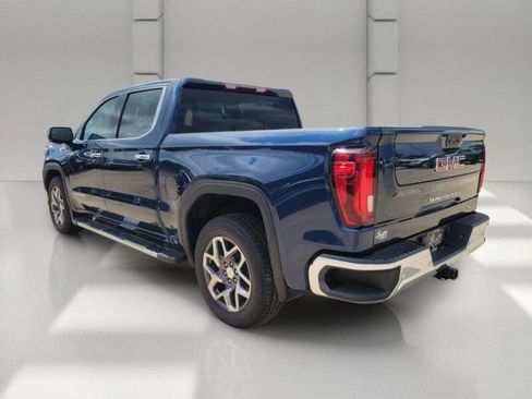 Used 2023 GMC Sierra 1500 SLT w/ SLT Premium Plus Package RWD image 8