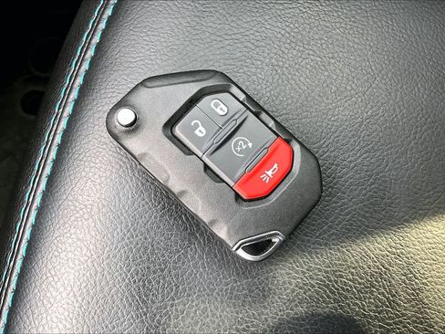 Used 2022 Jeep Wrangler Unlimited Rubicon 4xe w/ Cold Weather Group image 14