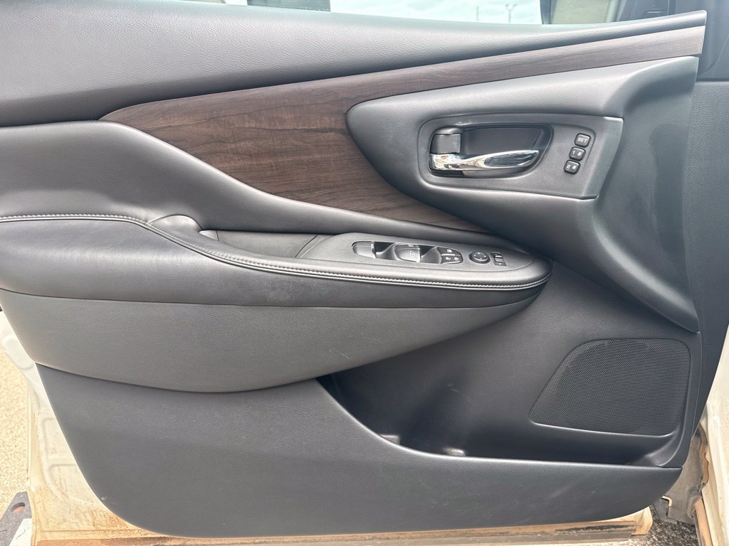 Used 2019 Nissan Murano Platinum w/ Cargo Package FWD image 20