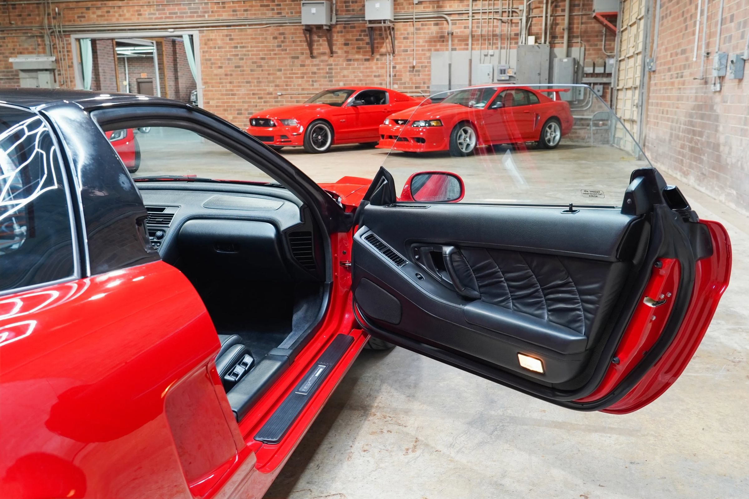 Used 1993 Acura NSX RWD image 46