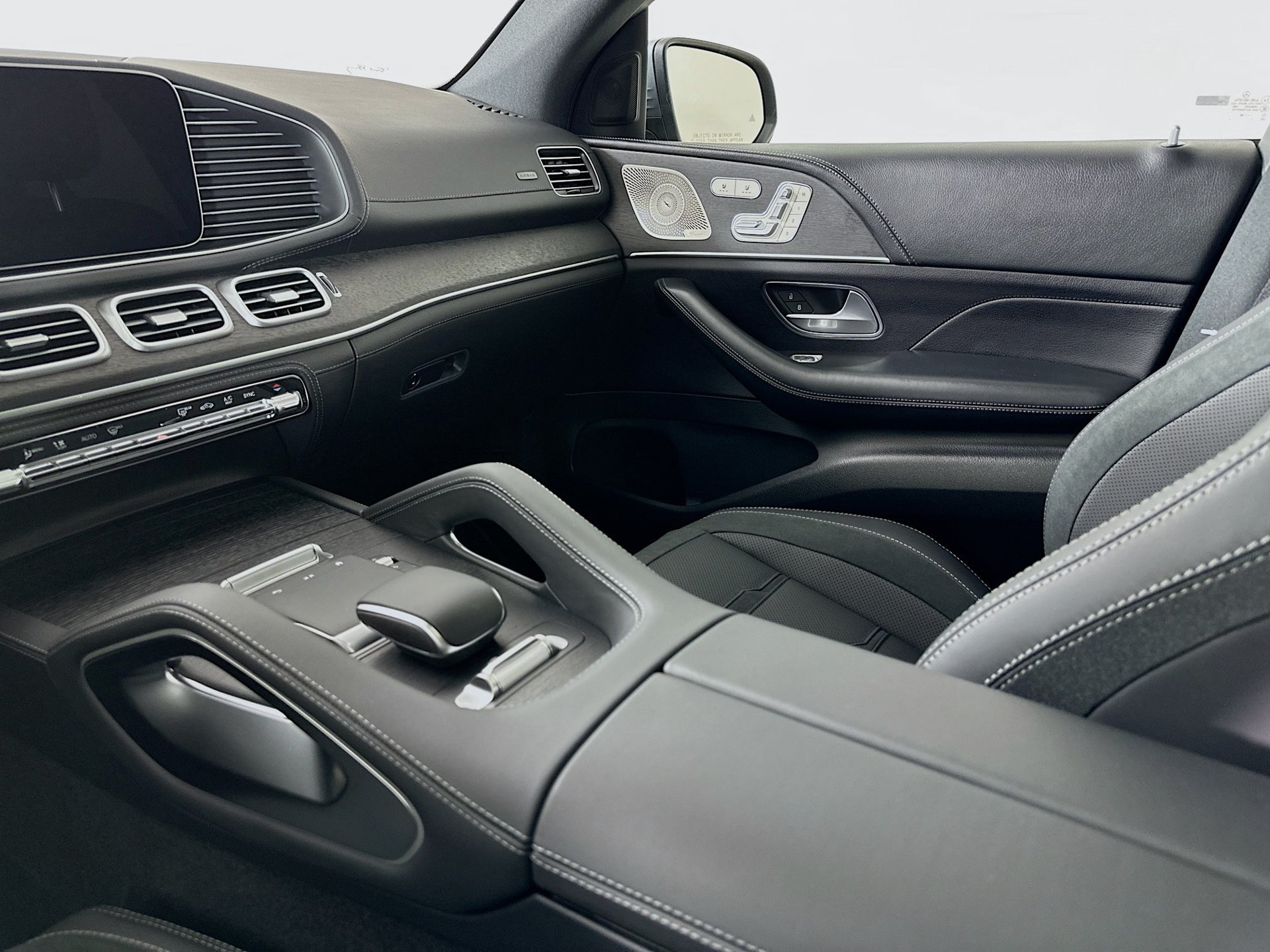 New 2026 Mercedes-Benz GLE 53 AMG 4MATIC Coupe image 26