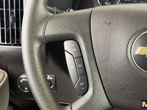 Used 2025 Chevrolet Express 2500 LT w/ LT Preferred Equipment Group RWD image 30
