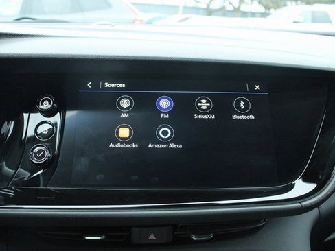 Used 2023 Buick Envision Avenir image 24