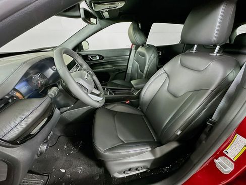 New 2026 Jeep Compass Limited image 27