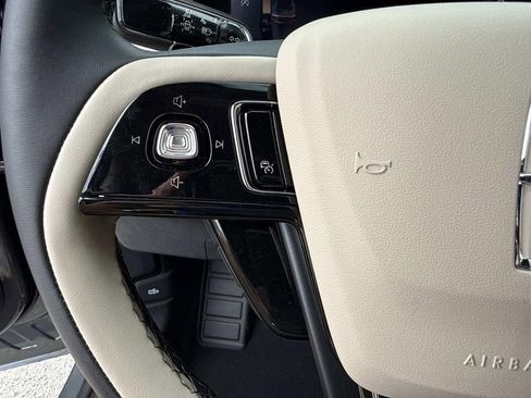 New 2026 Lincoln Corsair Premiere FWD image 30