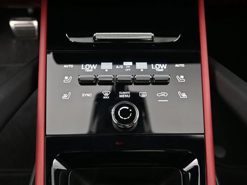 Certified 2026 Porsche Cayenne S AWD/4WD image 18