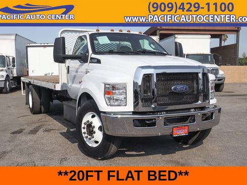 Used 2023 Ford F650 2WD Regular Cab Super Duty image 1