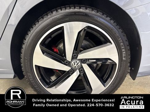 Used 2021 Volkswagen Jetta GLI image 5