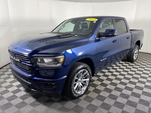Used 2023 RAM 1500 Laramie AWD/4WD image 12