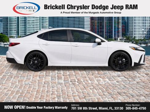 Used 2025 Toyota Camry SE w/ Multimedia Upgrade Package FWD image 8