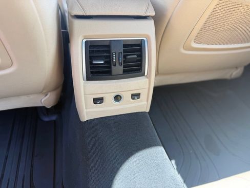 Used 2017 BMW 330i Gran Turismo xDrive AWD/4WD image 25