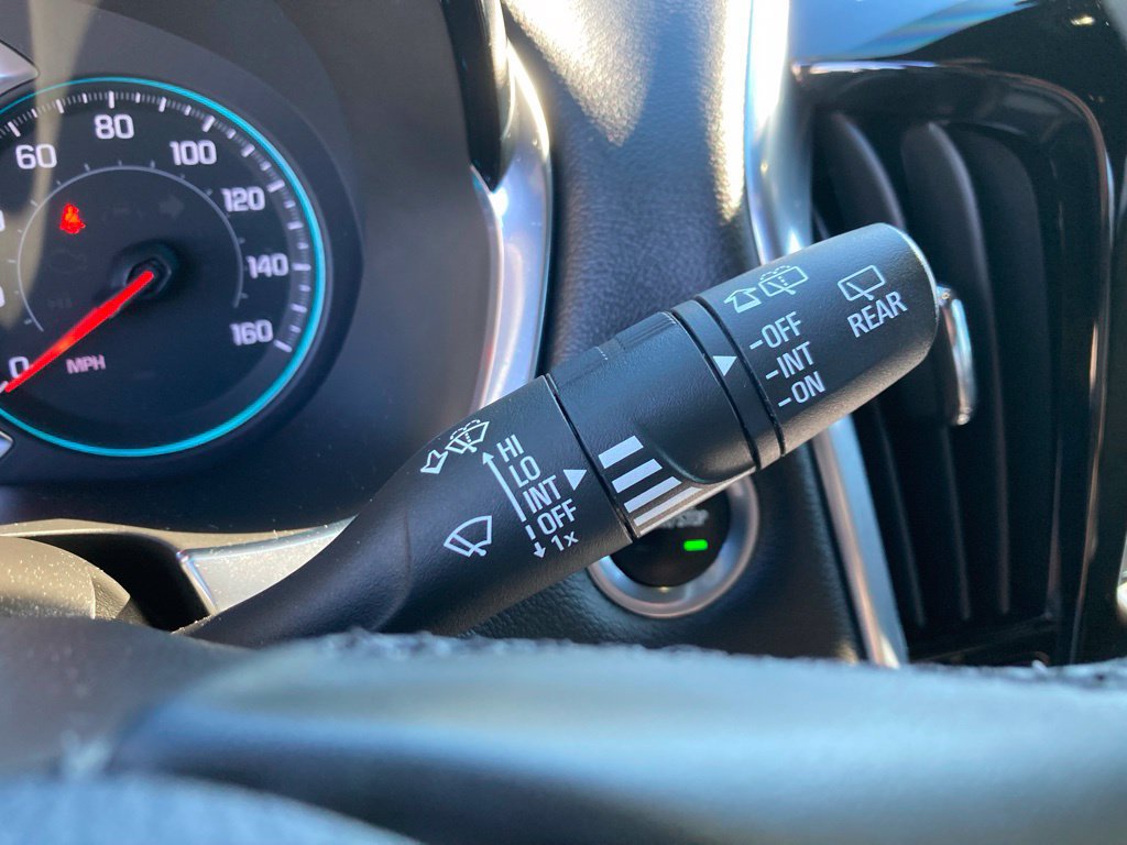 Used 2023 Chevrolet Traverse LT AWD/4WD image 16