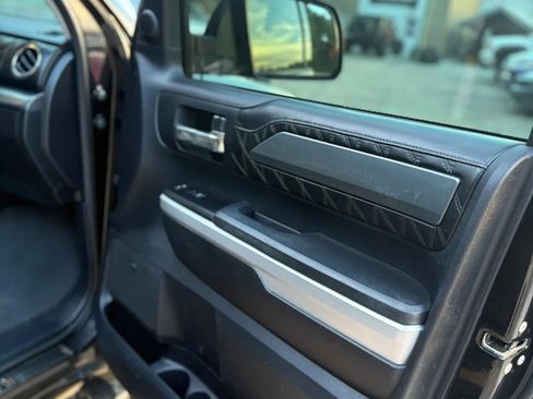 Used 2014 Toyota Tundra Platinum AWD/4WD image 40