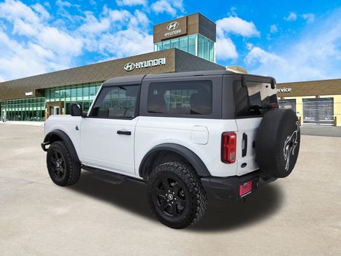 Used 2024 Ford Bronco Black Diamond image 8