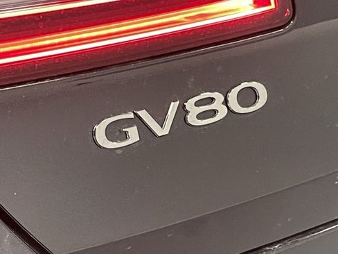 New 2025 Genesis GV80 3.5T Prestige image 7
