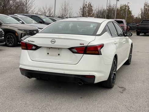 Used 2024 Nissan Altima 2.5 SR image 7