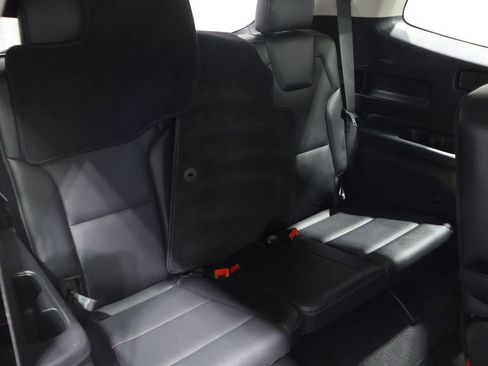 Used 2025 Kia Telluride S AWD/4WD image 23