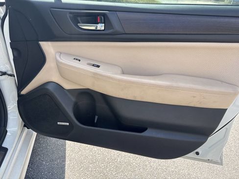 Used 2016 Subaru Legacy 2.5i Limited AWD/4WD image 20