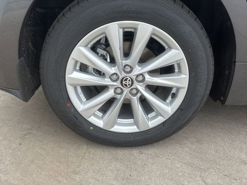 Used 2026 Toyota Corolla SE image 10