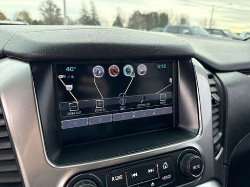 Used 2018 Chevrolet Suburban LT w/ Z71 Midnight Edition image 19