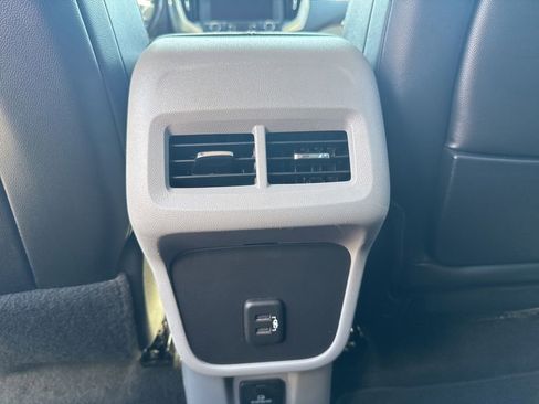 Used 2020 GMC Terrain SLT w/ Preferred Package AWD/4WD image 16