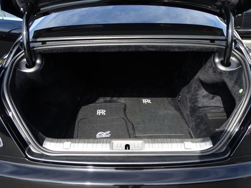 Used 2015 Rolls-Royce Wraith RWD image 14