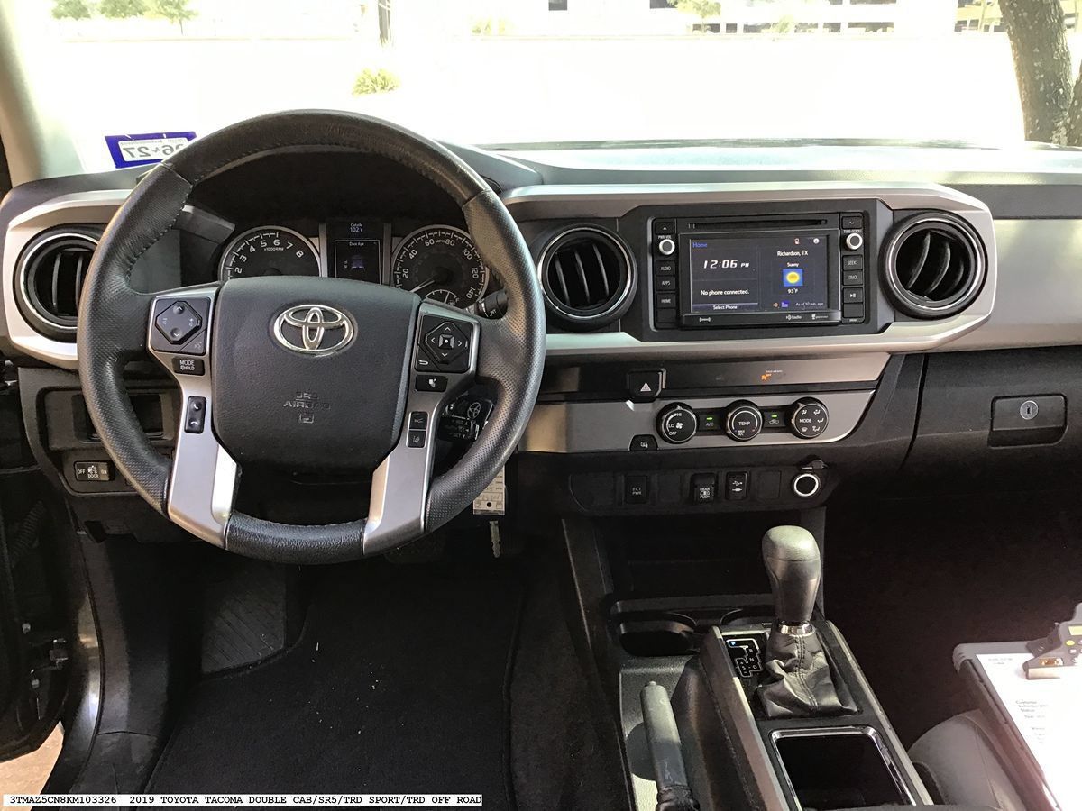 Used 2019 Toyota Tacoma SR5 RWD image 12