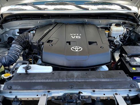 Used 2008 Toyota FJ Cruiser 2WD image 31