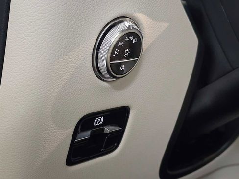 Used 2026 Mercedes-Benz GLC 300 4MATIC image 25