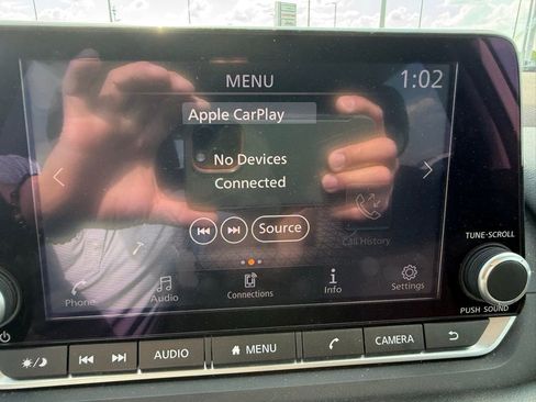 Used 2023 Nissan Rogue S image 20