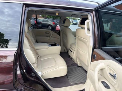 Used 2017 INFINITI QX80 4WD w/ Driver Assistance Package image 43