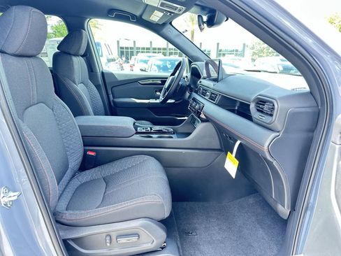New 2026 Honda Pilot Sport image 17