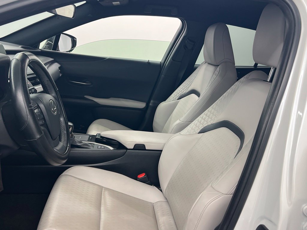 Used 2021 Lexus UX 250h w/ Accessory Package (Z1) AWD/4WD image 9
