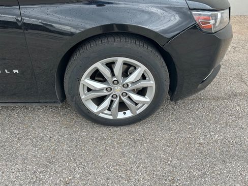 Used 2018 Chevrolet Impala LT w/ LT Leather Package image 8