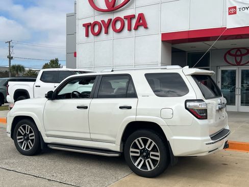 Used 2018 Toyota 4Runner Limited image 2