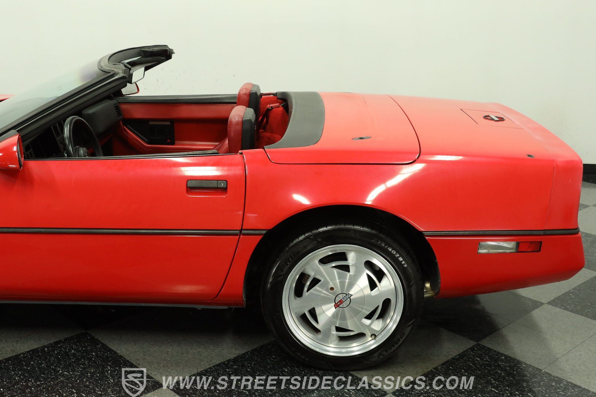 Used 1988 Chevrolet Corvette Convertible RWD image 24