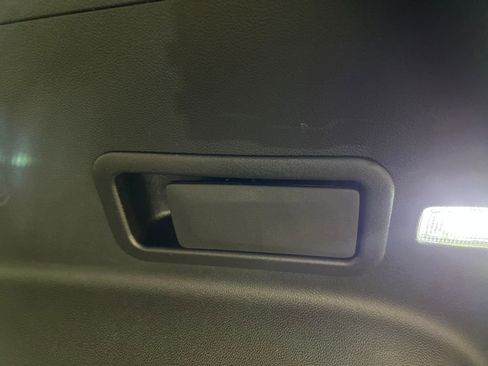 Used 2025 Chevrolet Blazer LT FWD image 34
