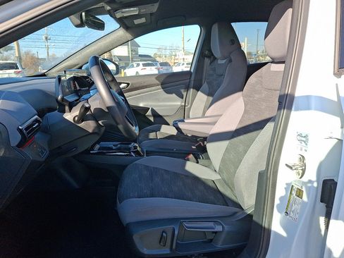 Used 2022 Volkswagen ID.4 Pro image 23