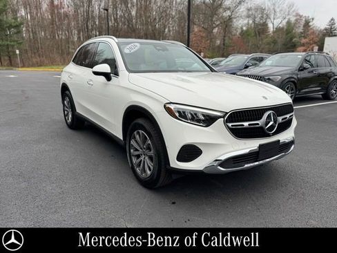 Used 2026 Mercedes-Benz GLC 300 4MATIC image 1
