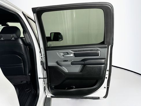 Used 2021 RAM 1500 Big Horn RWD image 28