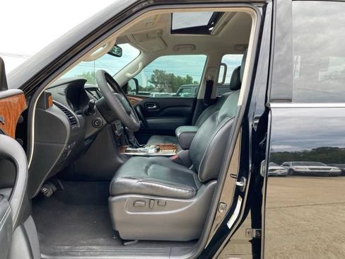 Used 2019 INFINITI QX80 Luxe RWD image 10