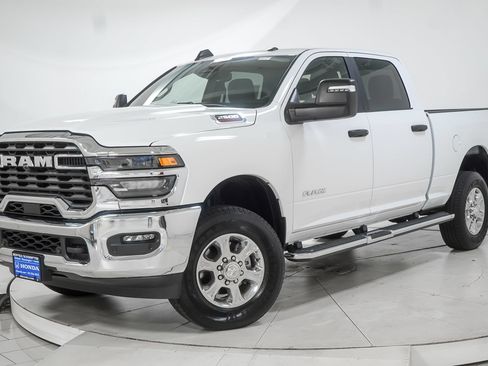 Used 2026 RAM 2500 Big Horn AWD/4WD image 1