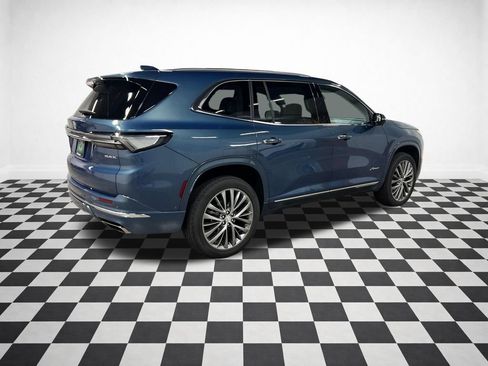 Certified 2025 Buick Enclave Avenir w/ Super Cruise Package AWD/4WD image 9